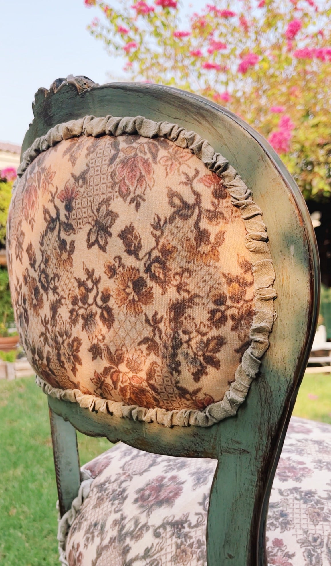 The Primrose Dinning Chair