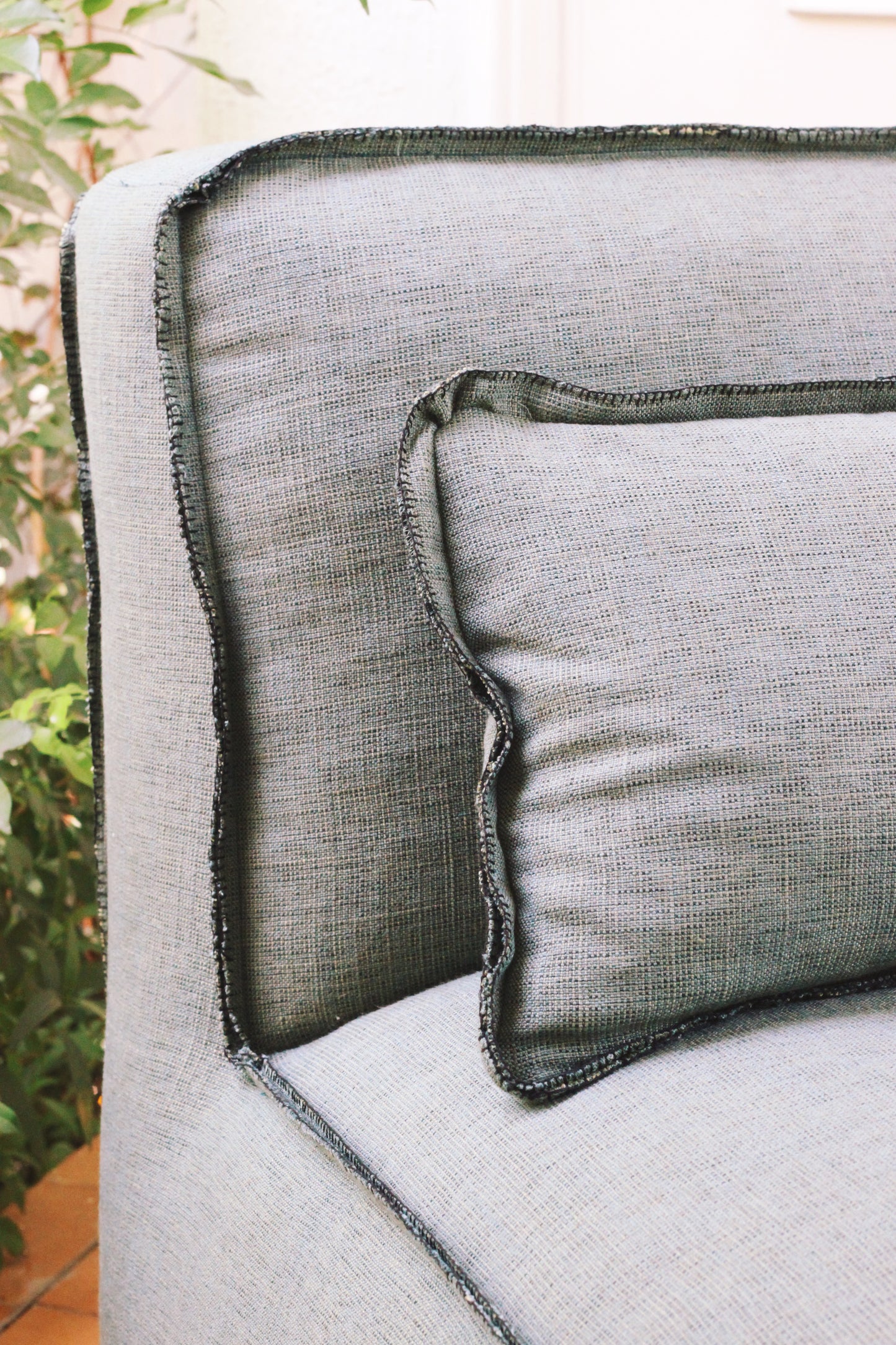 In your arms Sofa + Bench