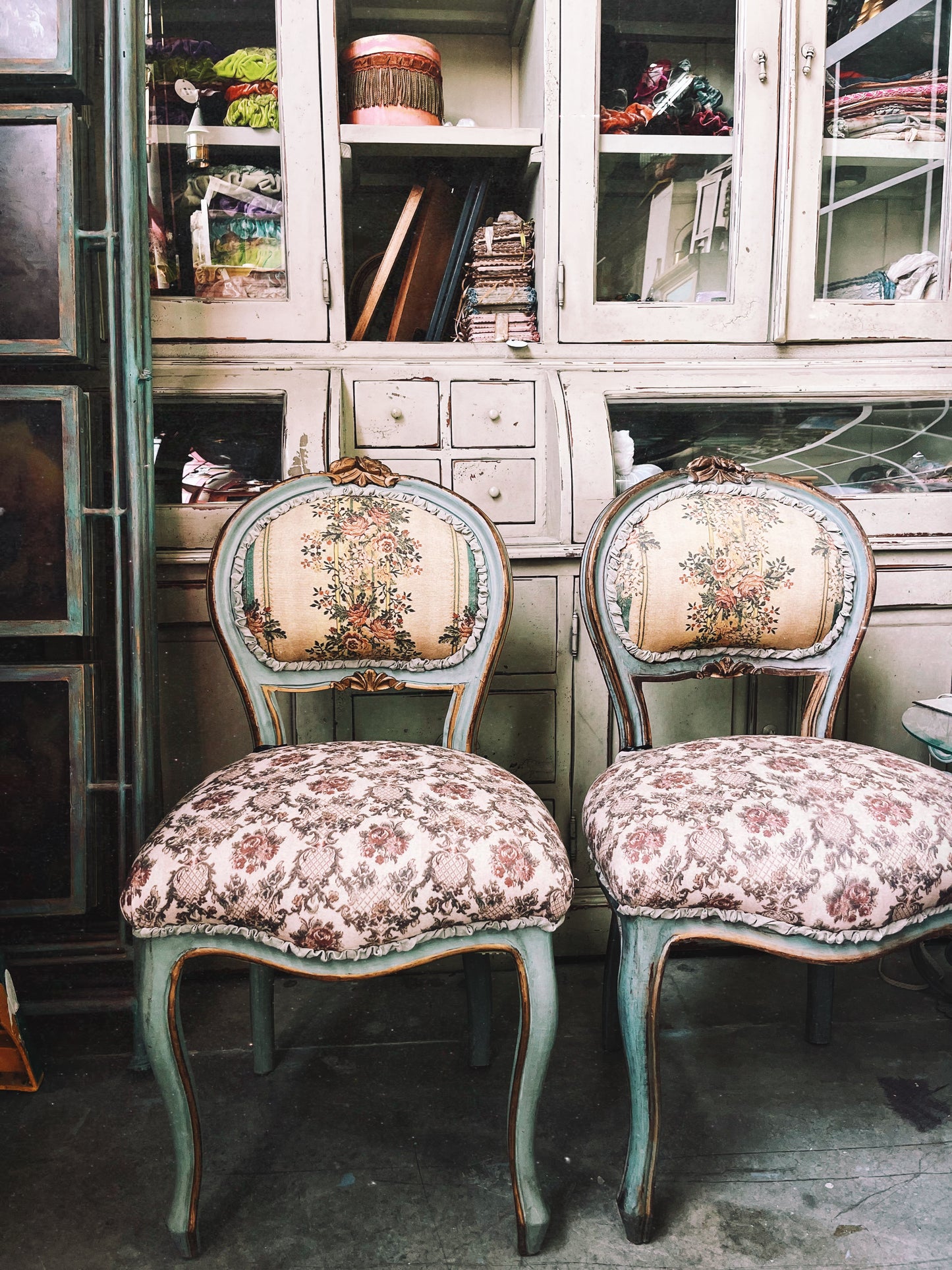 The Primrose Dinning Chair