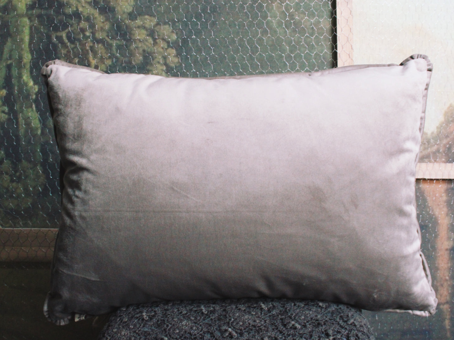 Off white Linen & Lace